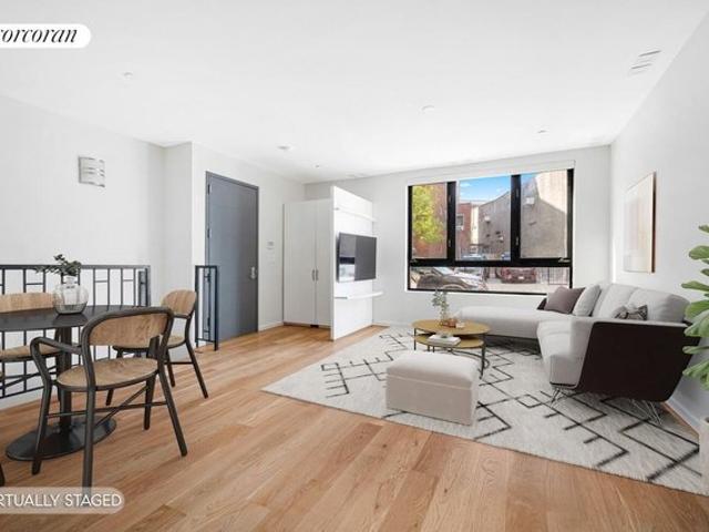 Condo for sale in Arverne, New York