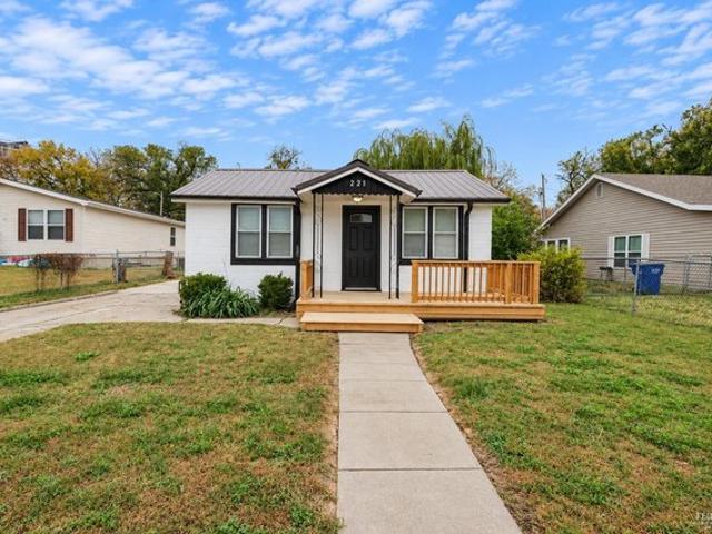 House for sale in Junction City, Geary County