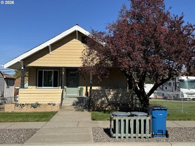 House for sale in Goldendale, Klickitat County
