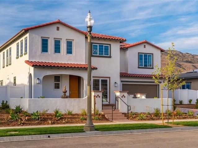 House for sale in Fillmore, California