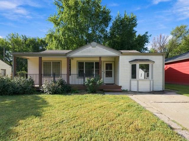House for sale in Haysville, Sedgwick County