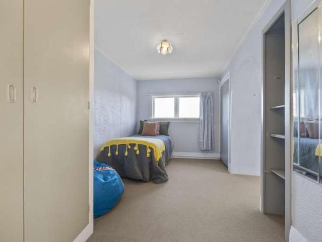 House for sale in Otakou