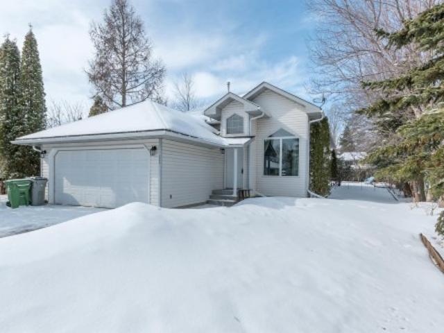 House for sale in Morinville, Alberta