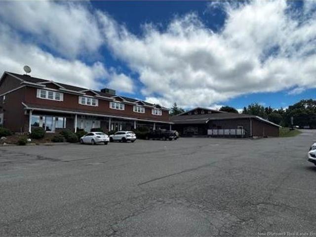 Commercial for rent in Quispamsis, New Brunswick