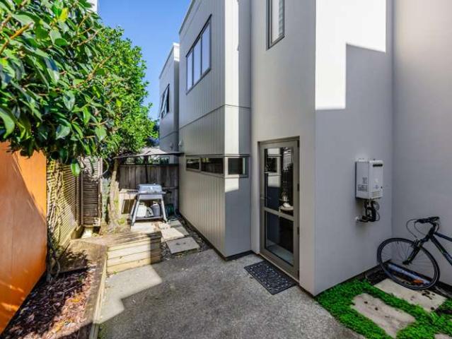 Townhouse for sale in Three Kings, Oroua County