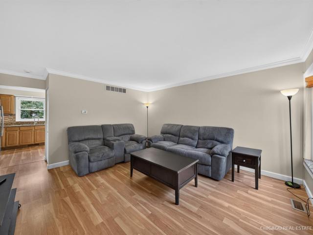 House for sale in Hampshire, Illinois