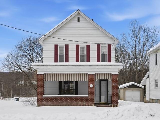 House for sale in Wampum, Pennsylvania