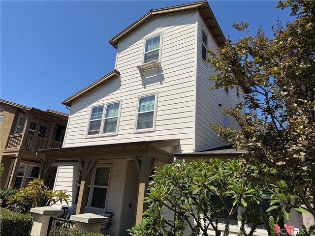 Condo for sale in Tustin, California