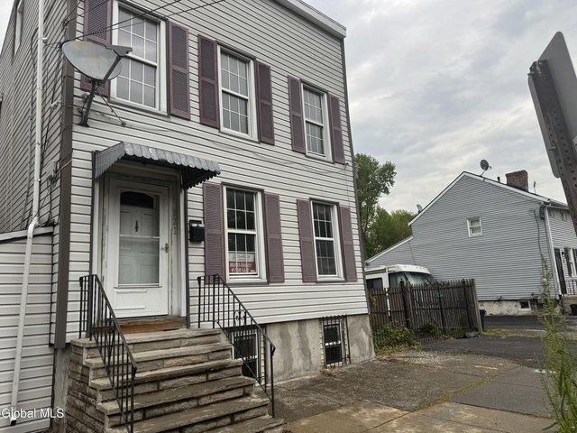 House for sale in Albany, New York