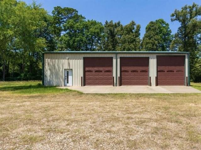 House for sale in Harrison, Texas