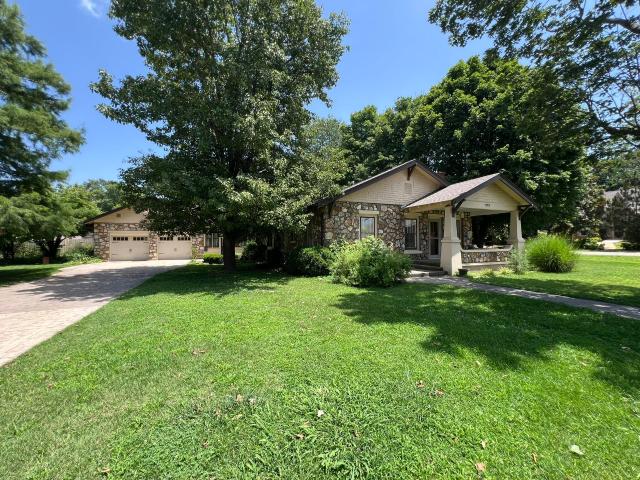 House for sale in Thayer, Missouri