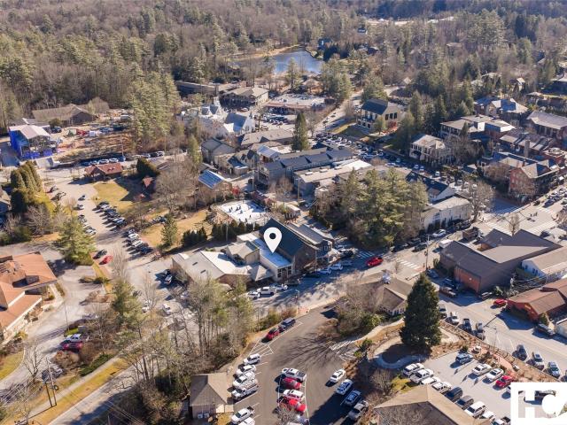 Commercial for sale in Highlands, North Carolina