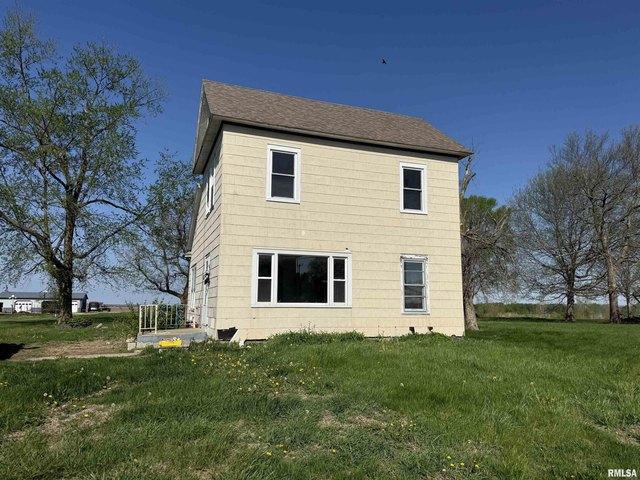 House for sale in Fulton, Illinois