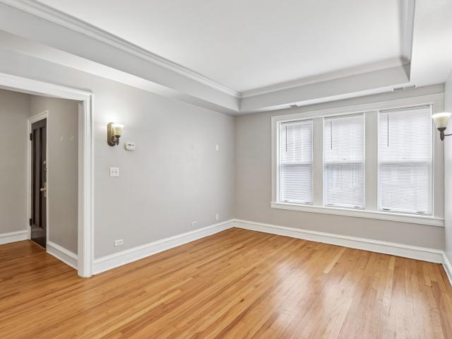 Condo for sale in Oak Park, Illinois