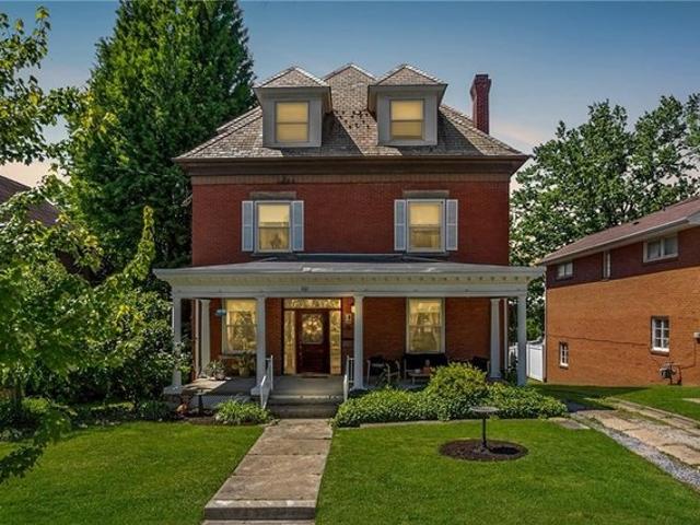 House for sale in Washington, Pennsylvania