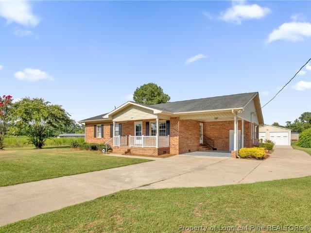 House for sale in Maxton, North Carolina