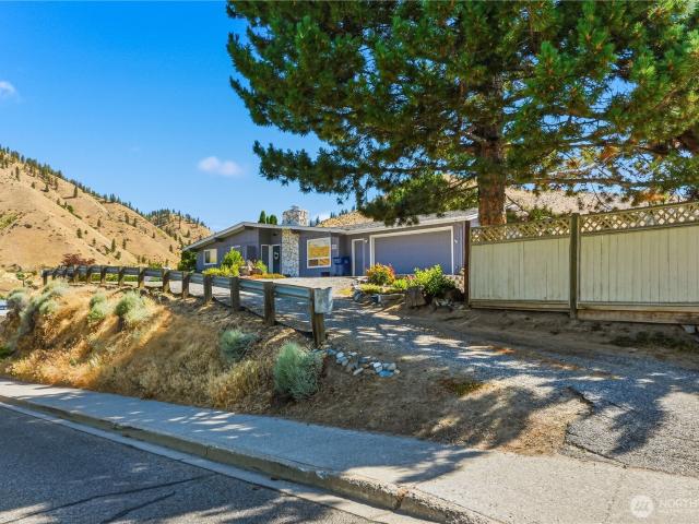 House for sale in Cashmere, Washington