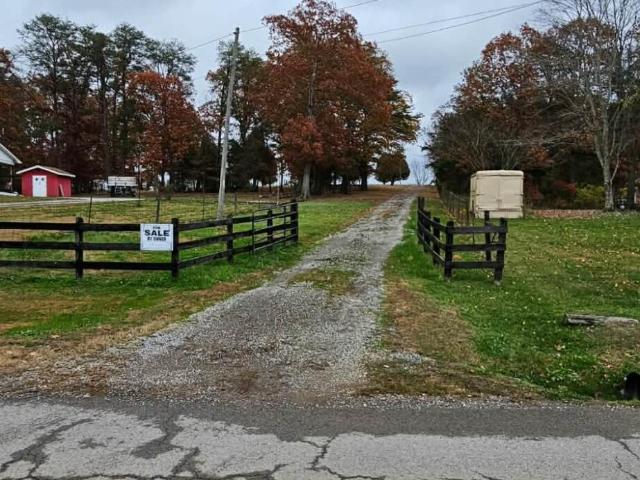 House for sale in Junction City, Kentucky