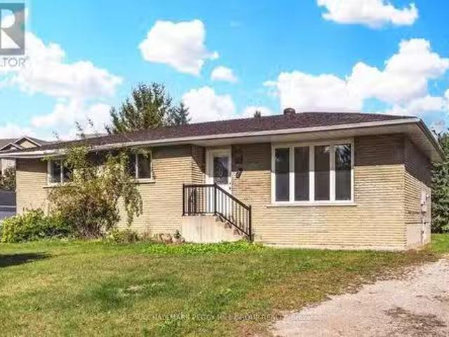 House for sale in Barrie, Ontario