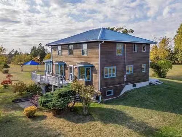 House for sale in Queens, Prince Edward Island