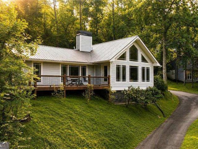 House for sale in Blairsville, Georgia