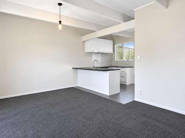 House for rent in Massey, Henderson-Massey