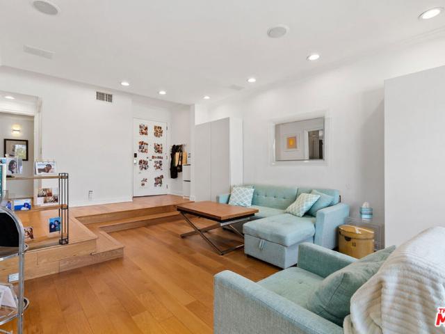 Condo for sale in Beverly Hills, California