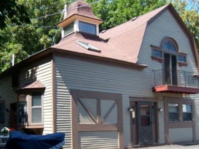 House for sale in Oak Hill, New York