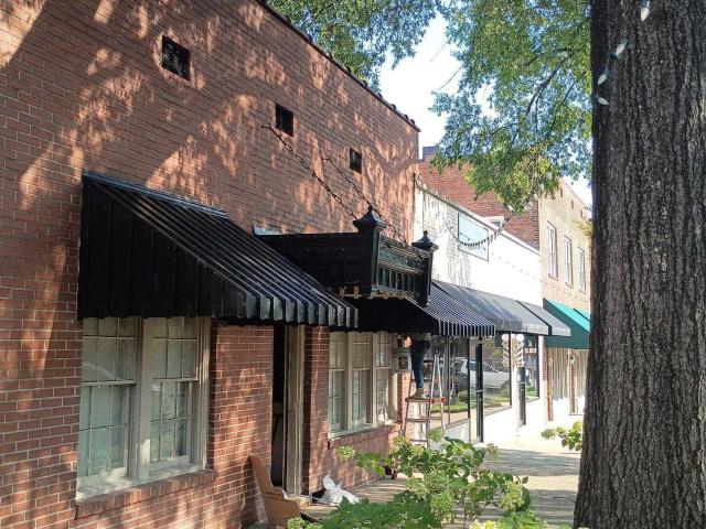 Commercial for sale in Scottsboro, Jackson County