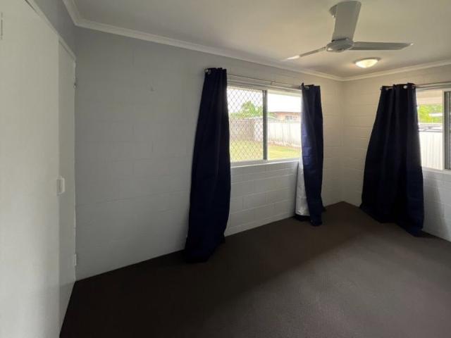 Apartment for rent in Rasmussen, Queensland