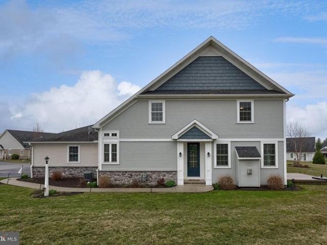 Townhouse for sale in Millersville, Pennsylvania
