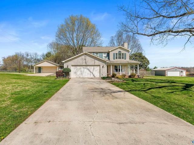 House for sale in Hazel Green, Alabama