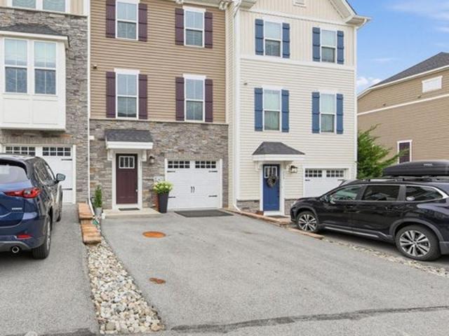 Townhouse for sale in Chester, Pennsylvania