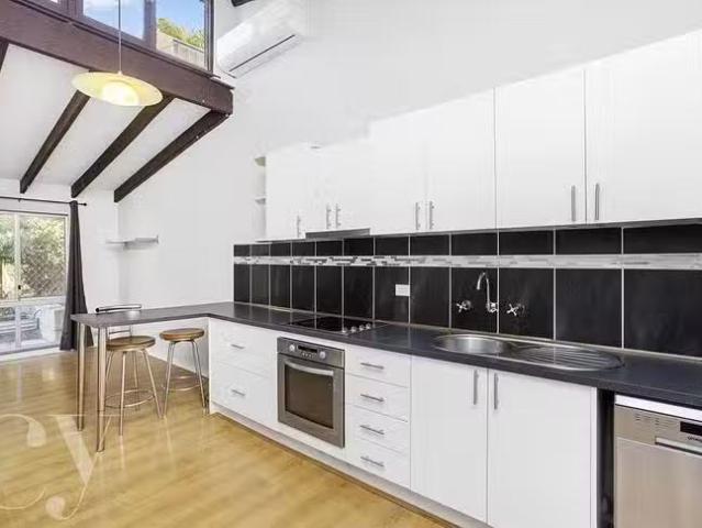 House for rent in Joondanna, Western Australia