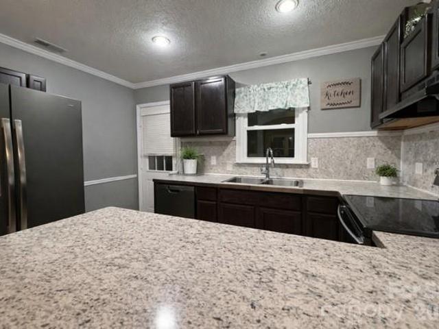 House for sale in Drexel, North Carolina