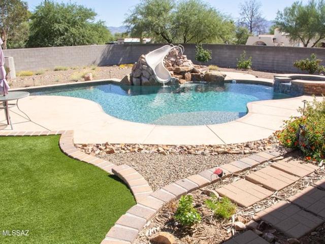 House for sale in Green Valley, Pima County