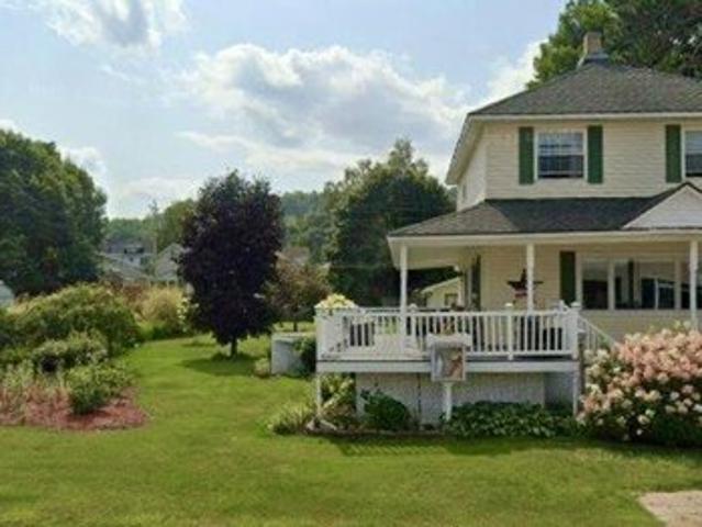 House for sale in Munising, Michigan