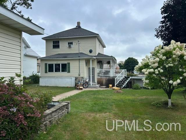 House for sale in Munising, Michigan