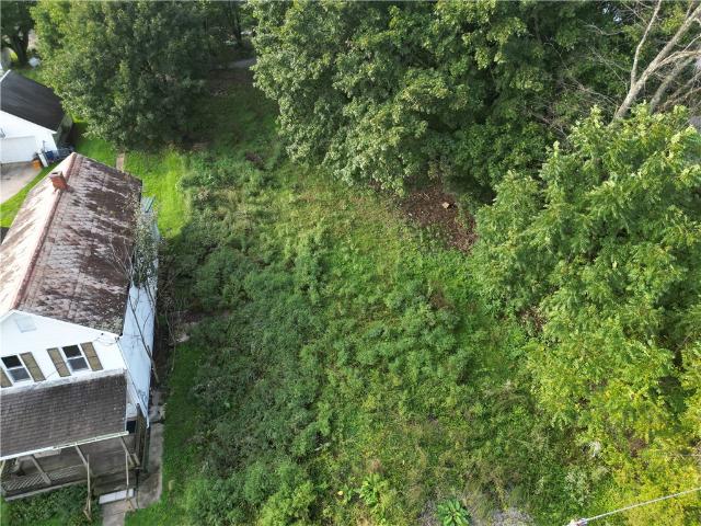 Farm for sale in Lawrenceburg, Parker