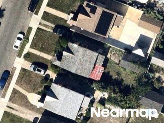 House for sale in Queens, Arverne