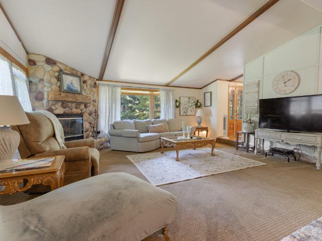 House for sale in Mchenry, Illinois
