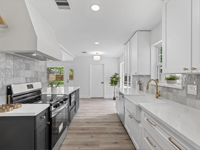 House for sale in West Memorial, Katy