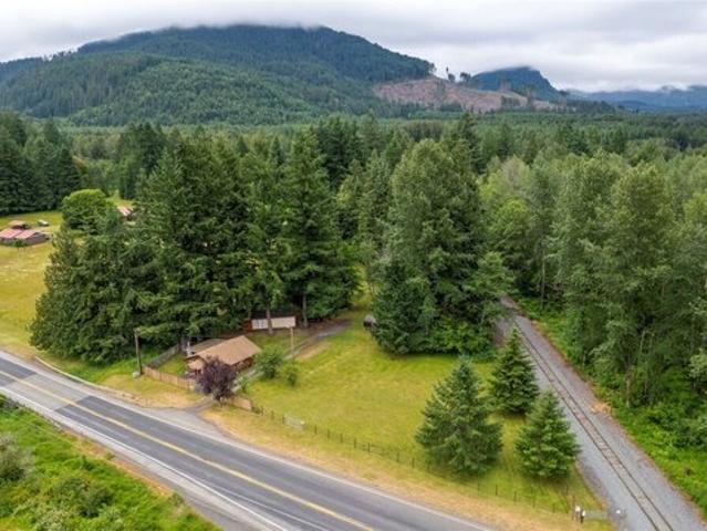 House for sale in Elbe, Washington