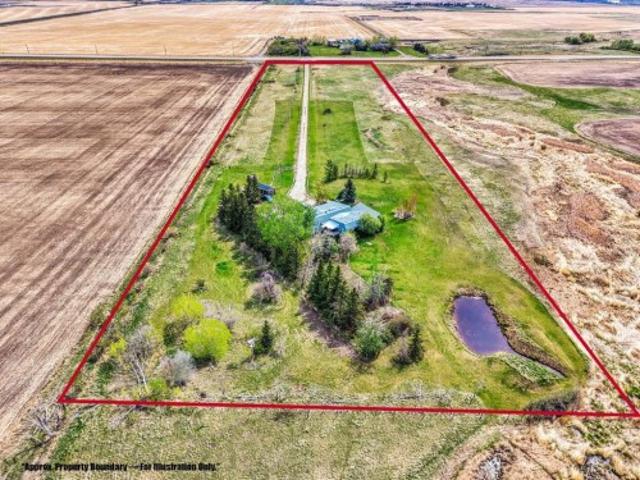House for sale in Alberta