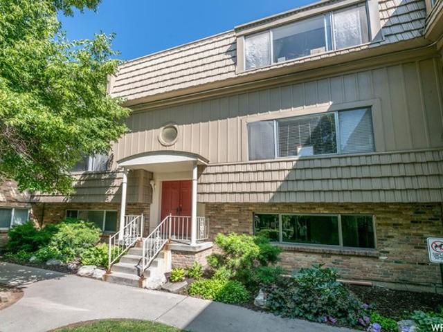 Condo for sale in Holladay, Utah