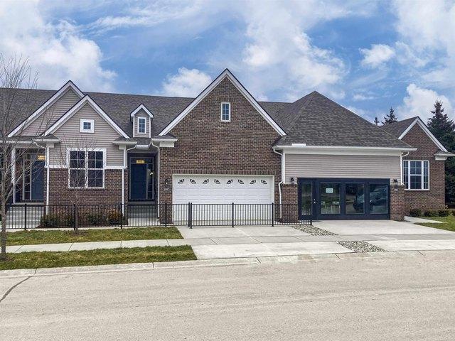 Condo for sale in Howell, Michigan
