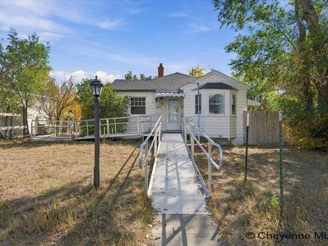 House for sale in Cheyenne, Laramie County