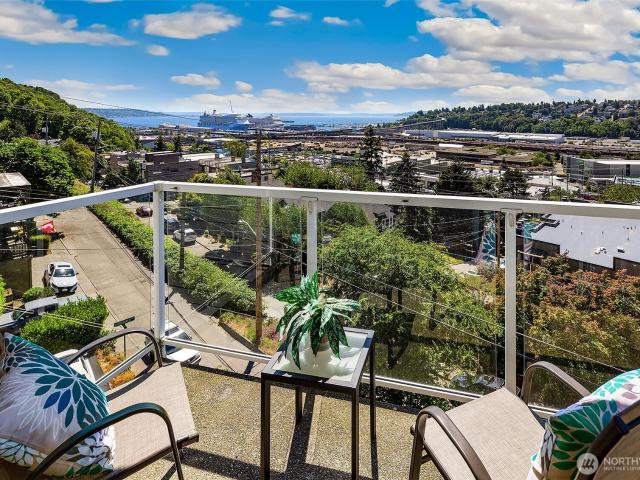 Condo for sale in Seattle, Washington