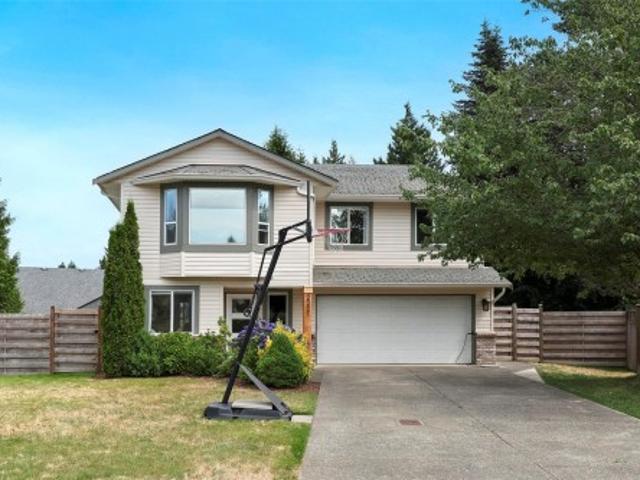 House for sale in Comox, British Columbia