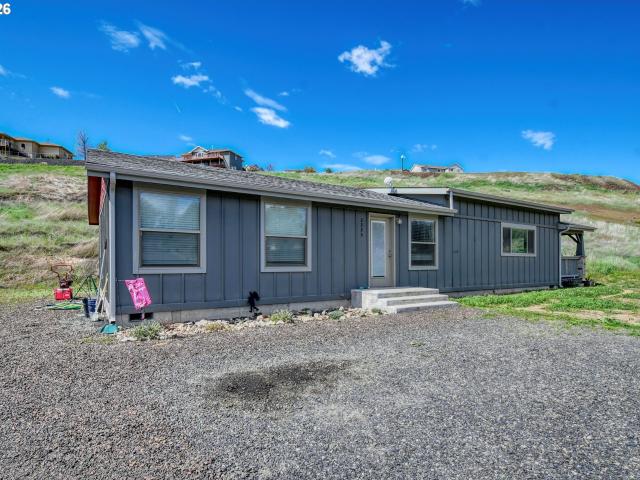 House for sale in Oregonia